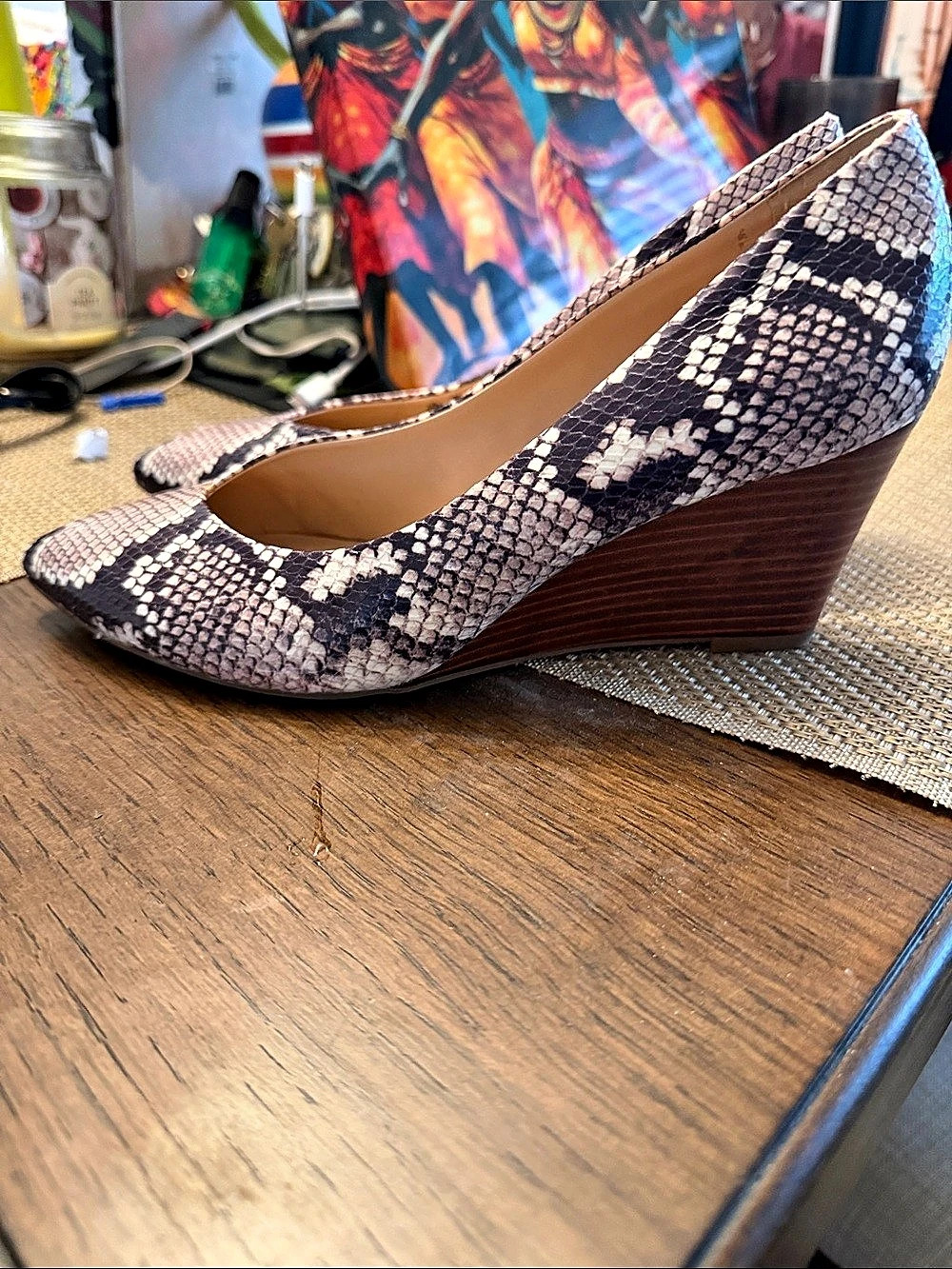 Franco Sarto Frankie Wedge Pump Snake Print Blue & White Size US 7.5